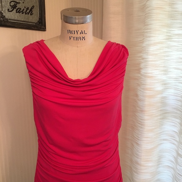 Carmen Marc Valvo Hot Pink Pullover - Picture 3 of 7